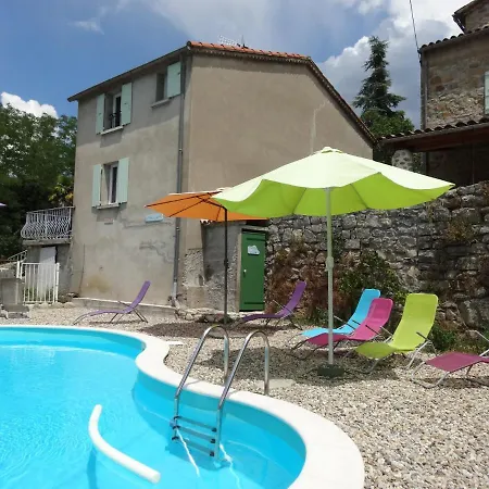 Les Eaux Claires Holiday home *